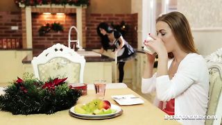 Изменил жене с горничной и выебал в жопу